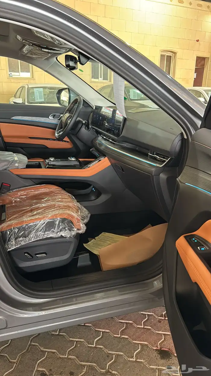 فورد تيريتوري فئة تيتانيوم بلس بنزين 2026 8