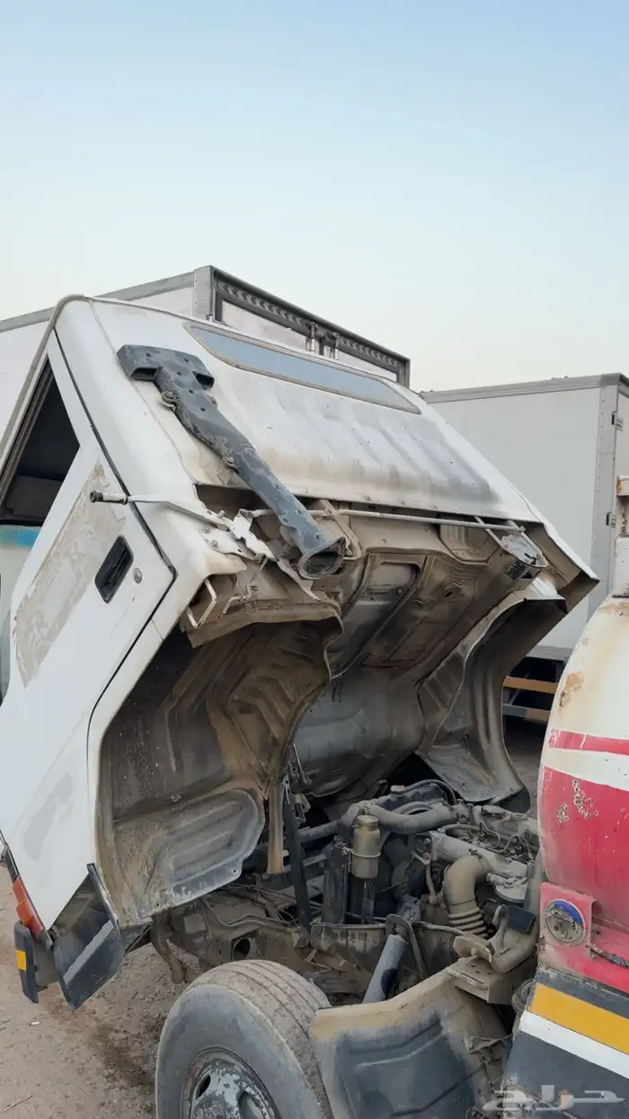 دينا ميتسوبيشي كانتر موديل 1994 10