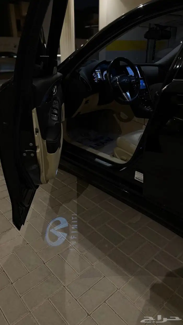 انفنتي Q50 2020 اسود ناري 26