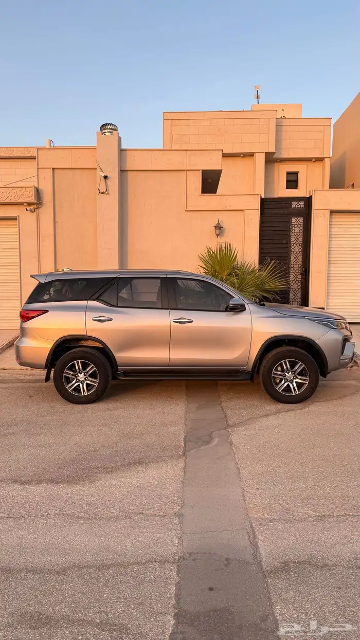 تويوتا فورتشنر 2022 دبل 6 سرندل فل كامل 17