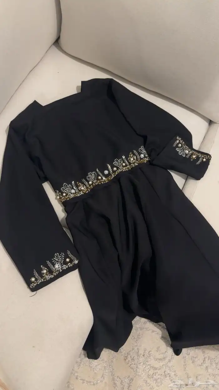 عبايه جديده تطريز نظيفه ما انلبست الا مره ونص ساعه 1