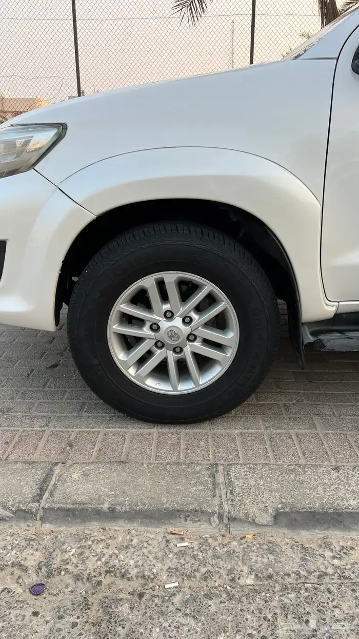 للبيع فورشنر 2013 فل كامل 10