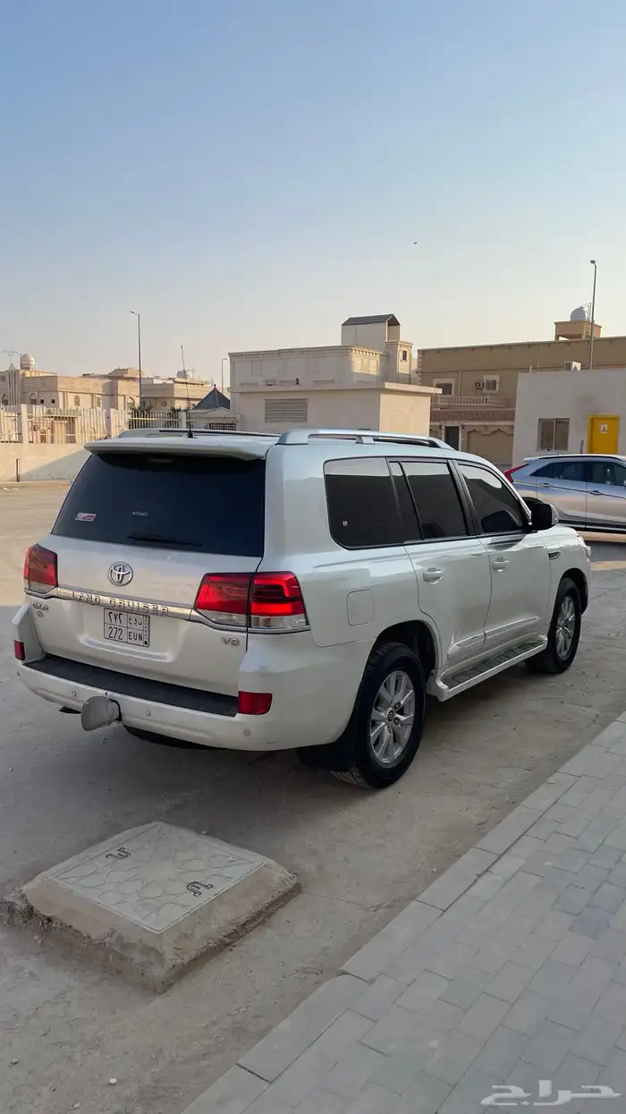 لاندكروزر 2019 ديزل 3
