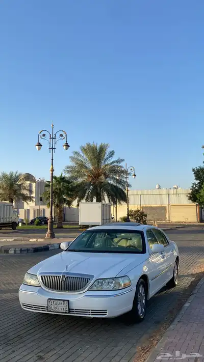 لنكولن تاون كار 2003 index