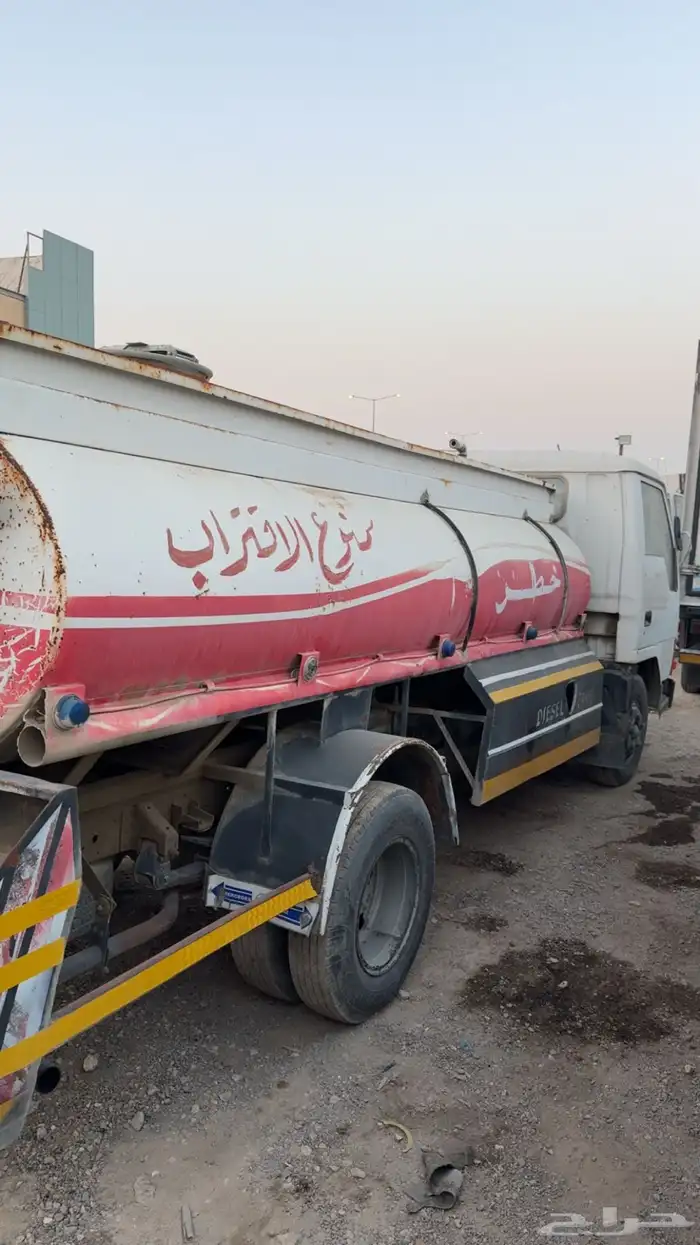 دينا ميتسوبيشي كانتر موديل 1994 8