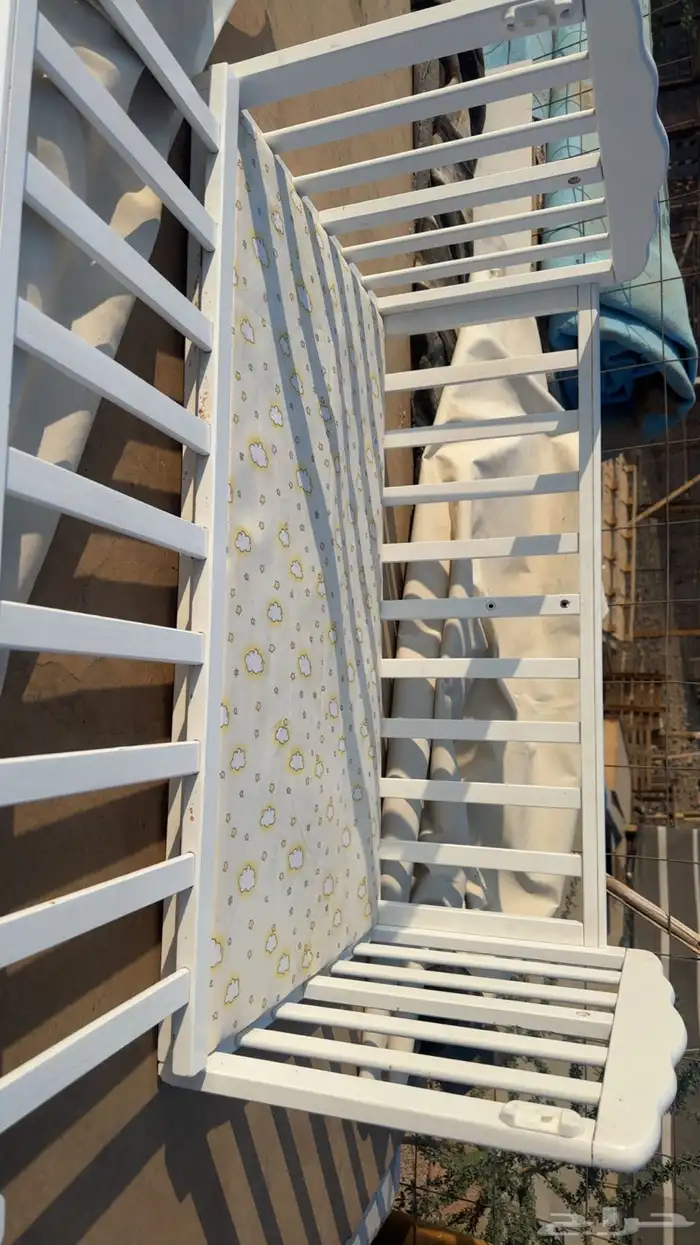 سرير اطفال ارضي 0