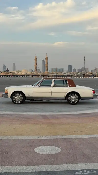 كاديلاك سيفيل 1977 عداد قليل index