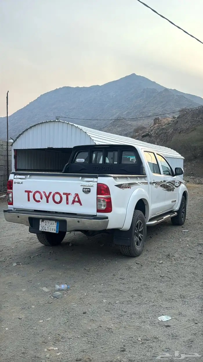 هيلوكس 2015 سعودي 60 عام 1