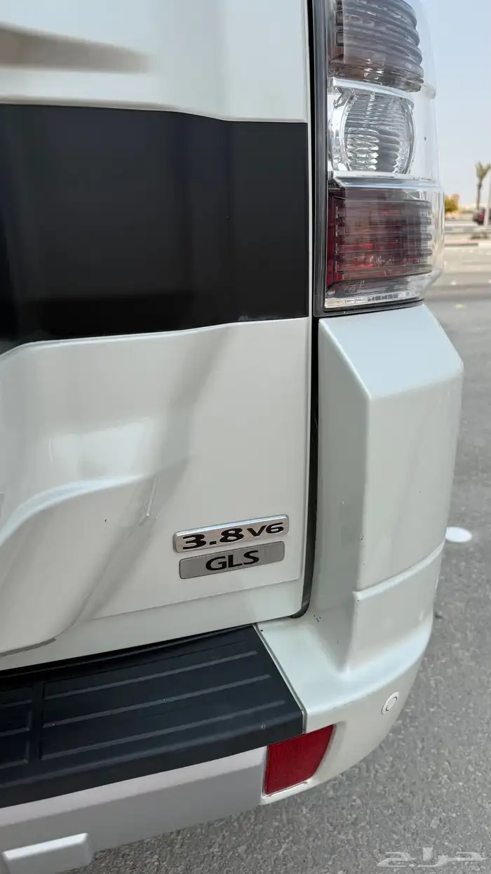 للبيع باجيرو 2017 فل كامل - مكينه 3800 4