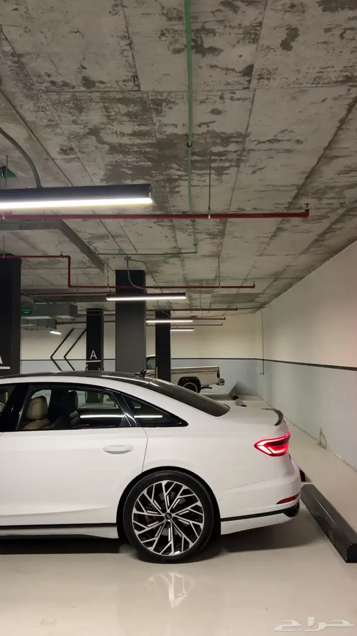 للبيع أودي أي8 A8L موديل 2019 6