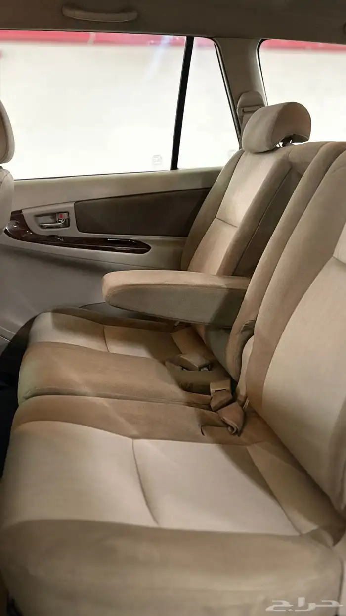 تويوتا انوفا فل كامل G 2013 بقمه النظافه 33