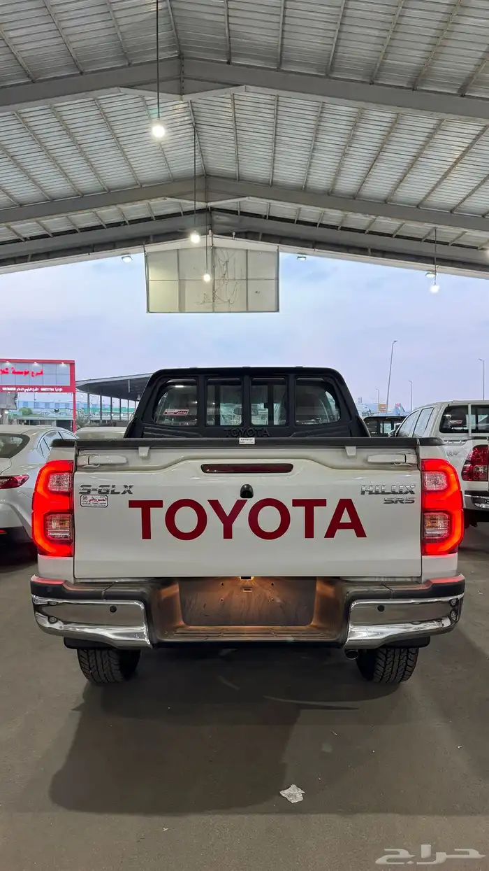 تويوتا هايلكس 2025 غمارتين سوبر بنزين قير اوتوماتيك سعودي 3