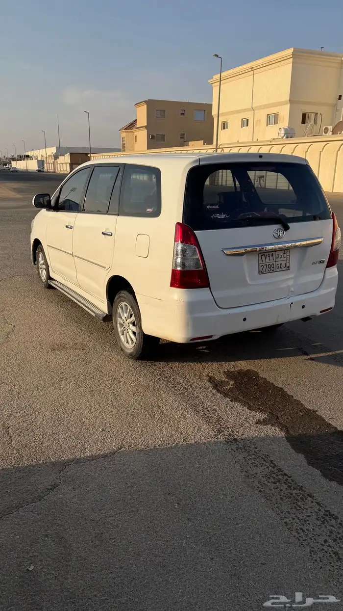 انوفا 2014 للبيع 6