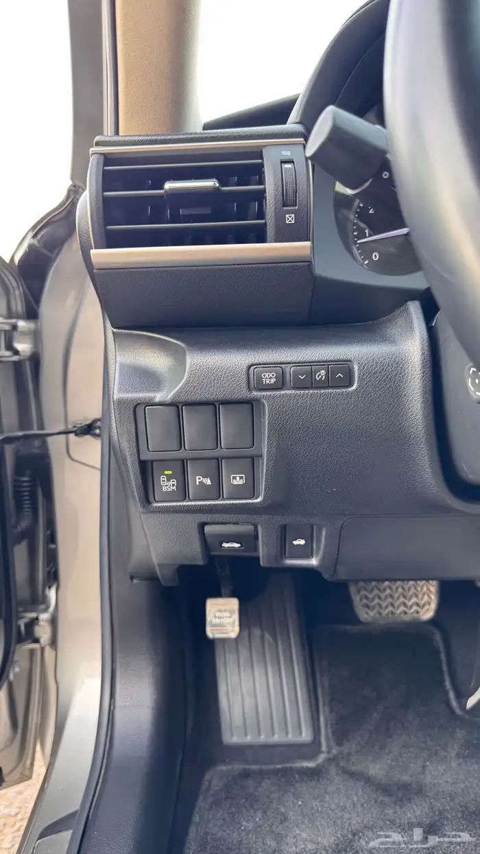 للبيع لكزس 2017 IS350 - فل كامل - بحالة الوكاله 14