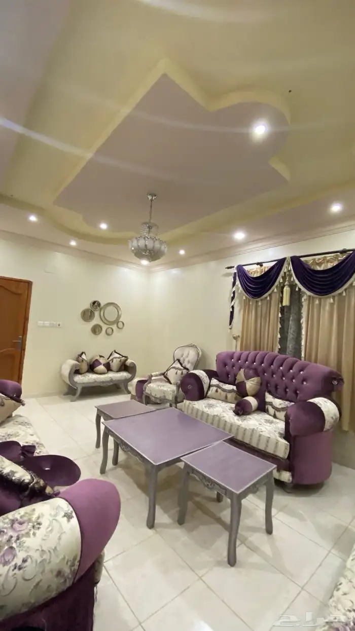 كنب وطاولات وستاير للبيع 0