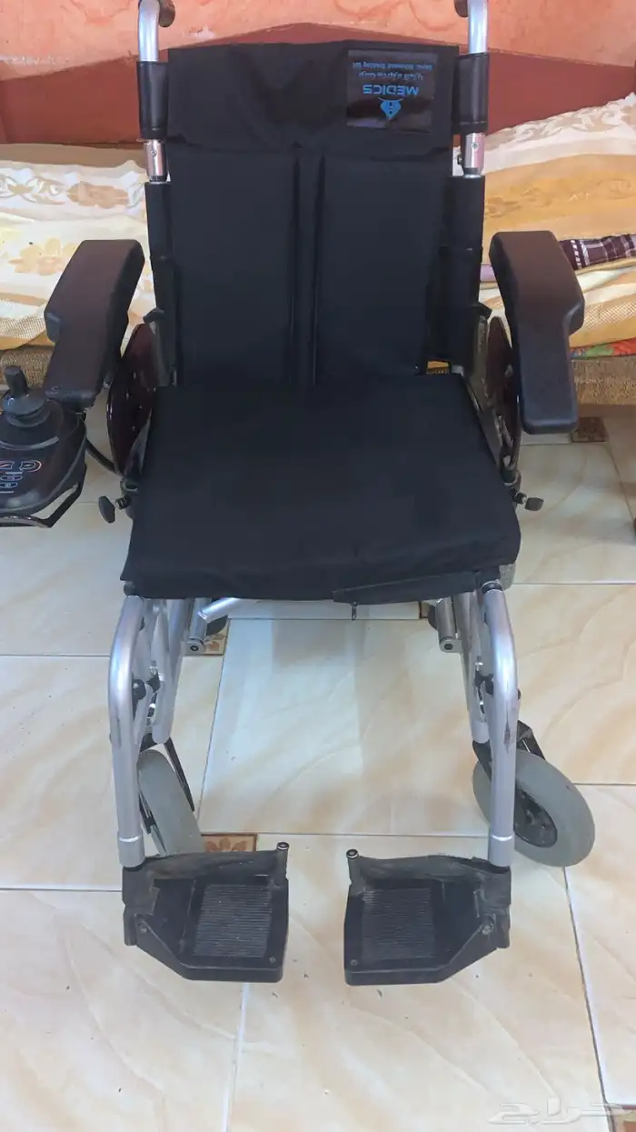 كرسي متحرك كهربائي 0