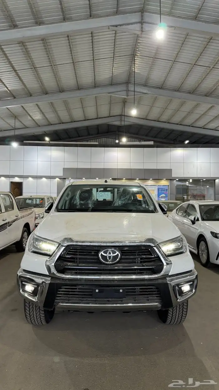 تويوتا هايلكس 2025 غمارتين سوبر بنزين قير اوتوماتيك سعودي 1