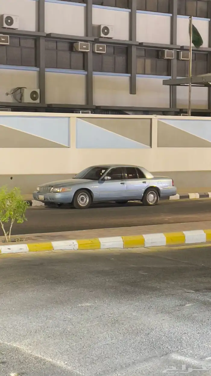 فورد ماركيز م 2000 4