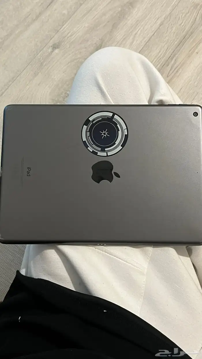 آيباد الجيل التاسع شبه جديد 2