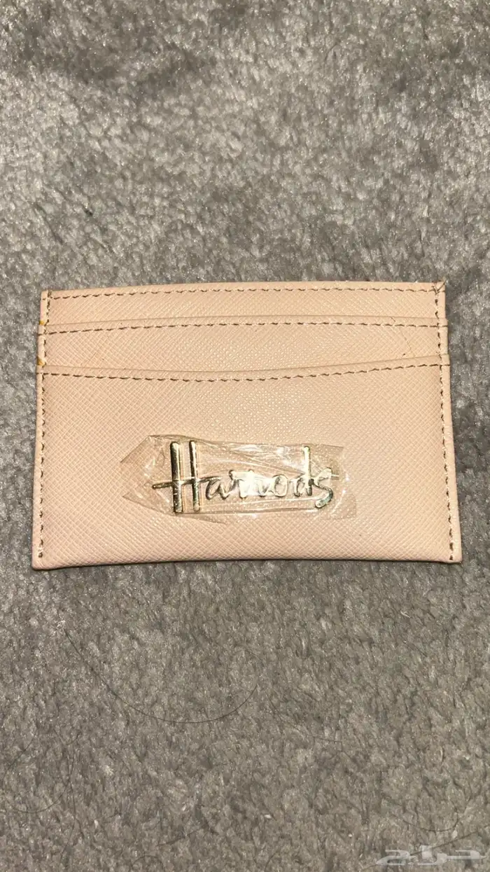 بوك Harrods اصلي 0