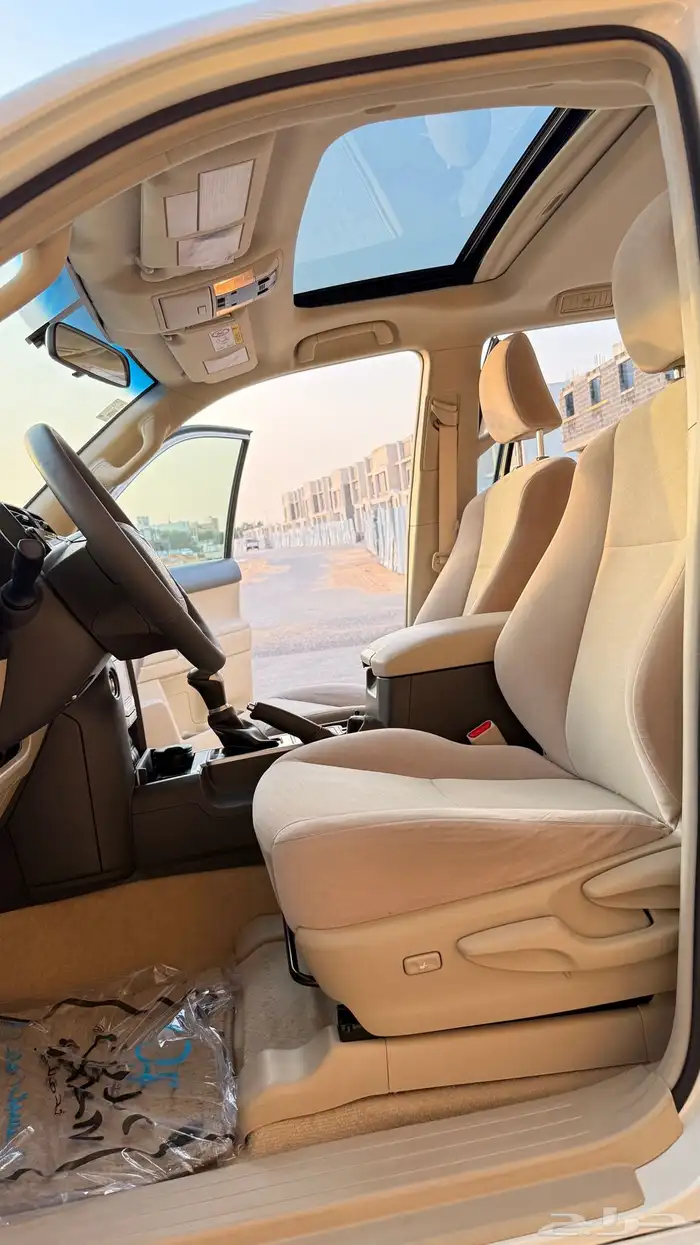 تايوتا برادو 2021 لؤلؤي GXR خليجي 6V إسبير علاق فتحة سقف 16