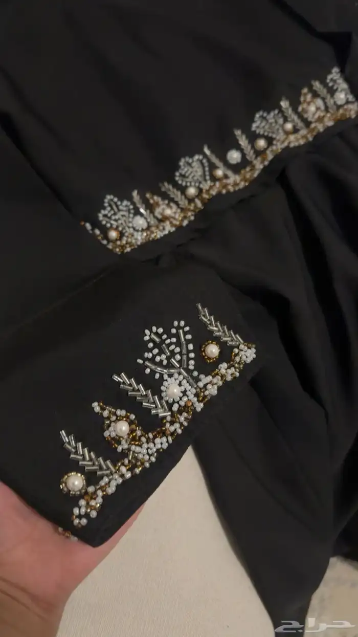 عبايه جديده تطريز نظيفه ما انلبست الا مره ونص ساعه 0