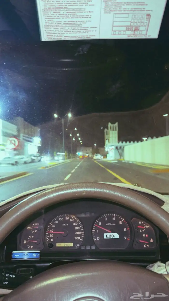 للبيع لاند جيكسار 2000 1