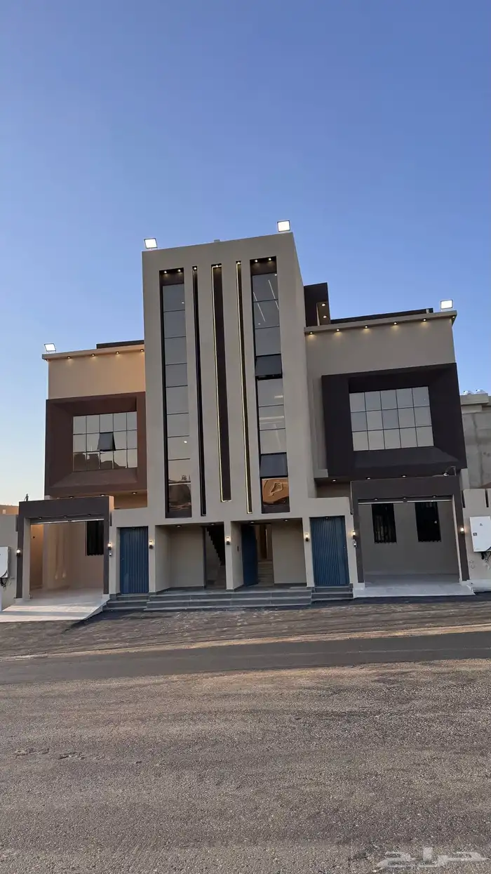 للبيع شقه ارضيه 6 غرف vip مع حوش من 550 الف بالمحاله ابها 2