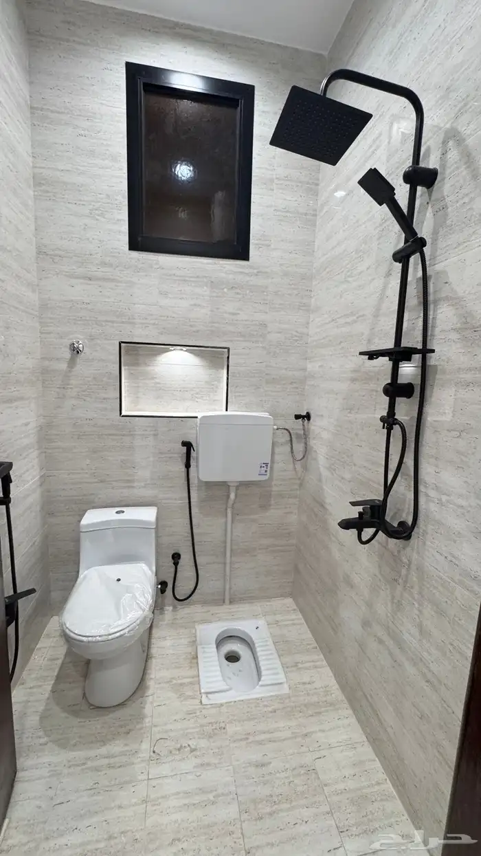 للبيع شقه ارضيه 6 غرف vip مع حوش من 550 الف بالمحاله ابها 7