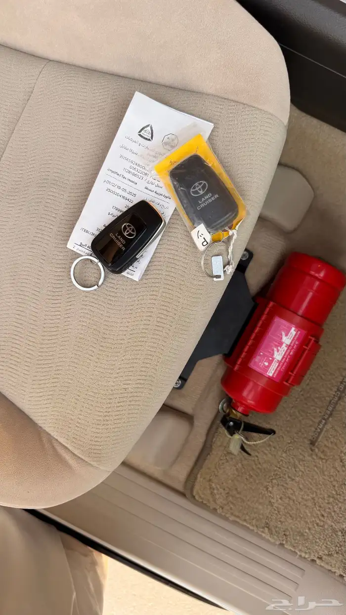 تايوتا برادو 2021 لؤلؤي GXR خليجي 6V إسبير علاق فتحة سقف 31