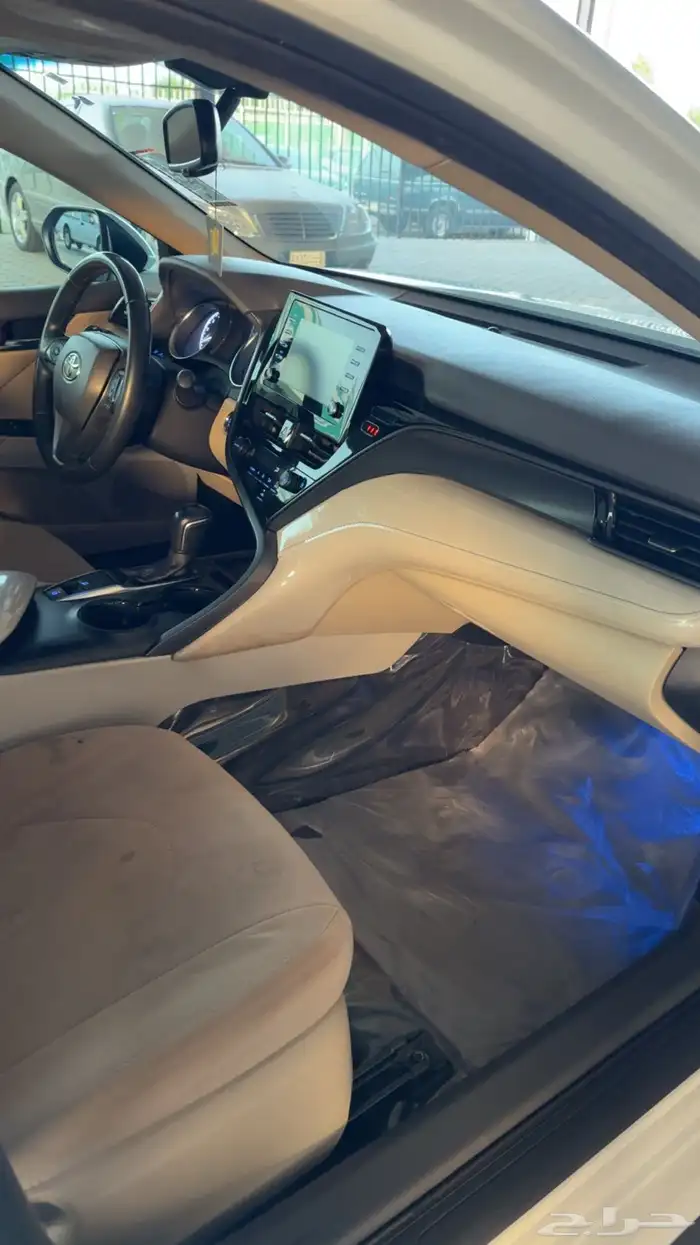 كامري 2023 سعودي فل كامل (بنزين) ب 93.000 7