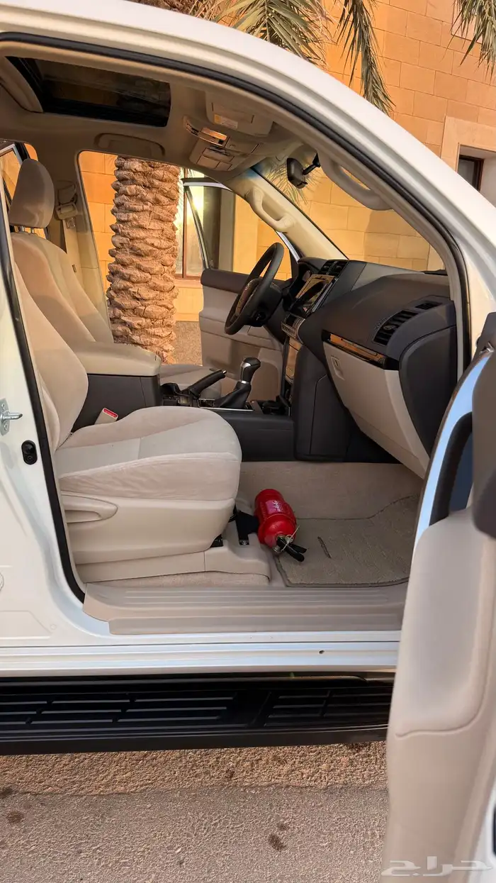 تايوتا برادو 2021 لؤلؤي GXR خليجي 6V إسبير علاق فتحة سقف 33