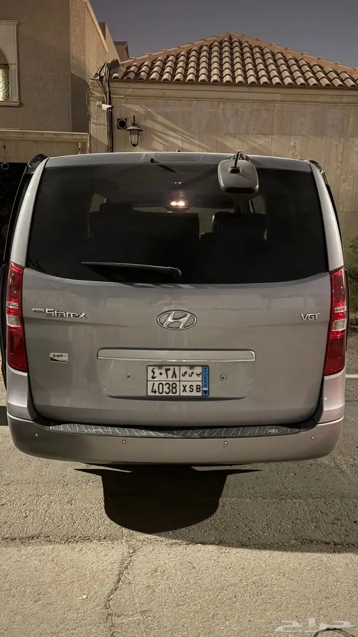 للبيع فان stareX هونداي H1 مستخدم 6