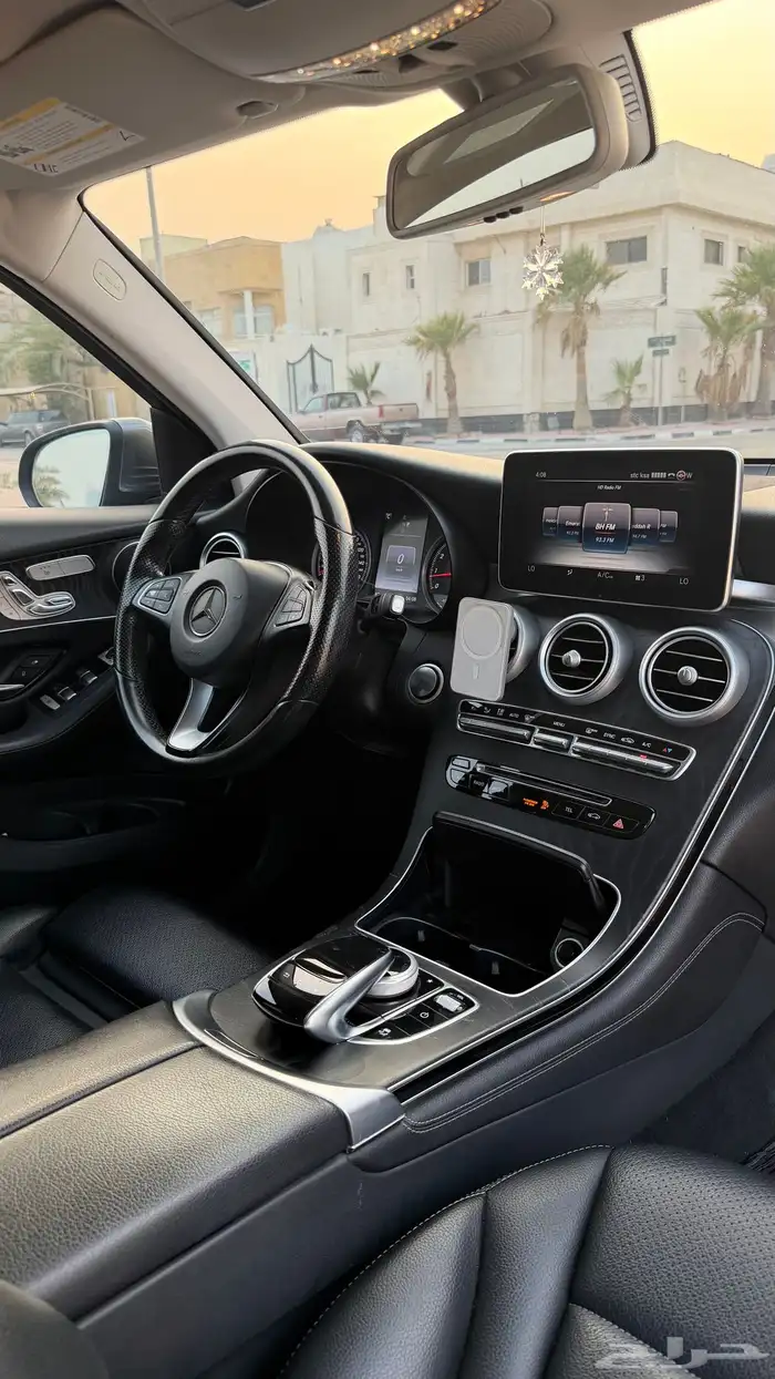 مرسيدس GLC300 2016 15