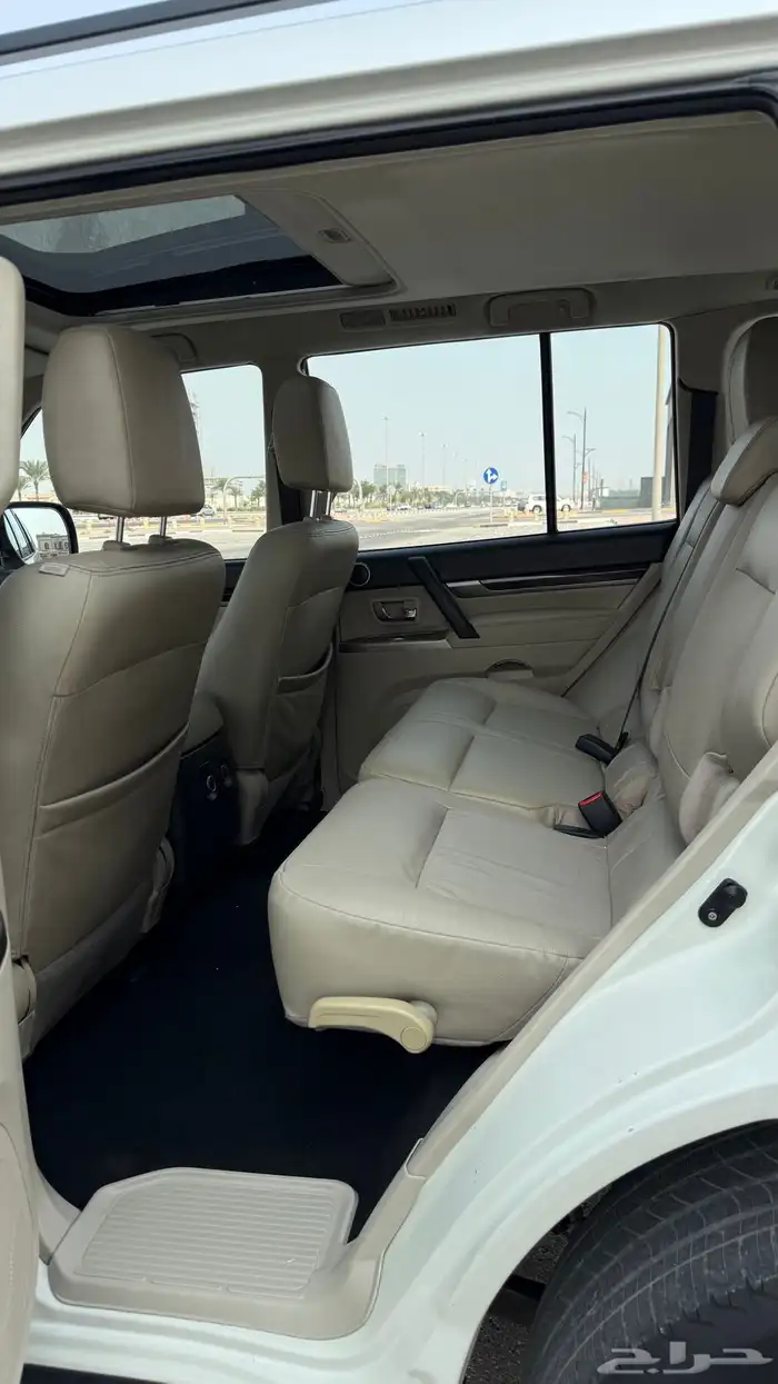 للبيع باجيرو 2017 فل كامل - مكينه 3800 17