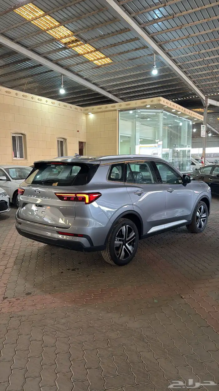 فورد تيريتوري فئة تيتانيوم بلس بنزين 2026 2