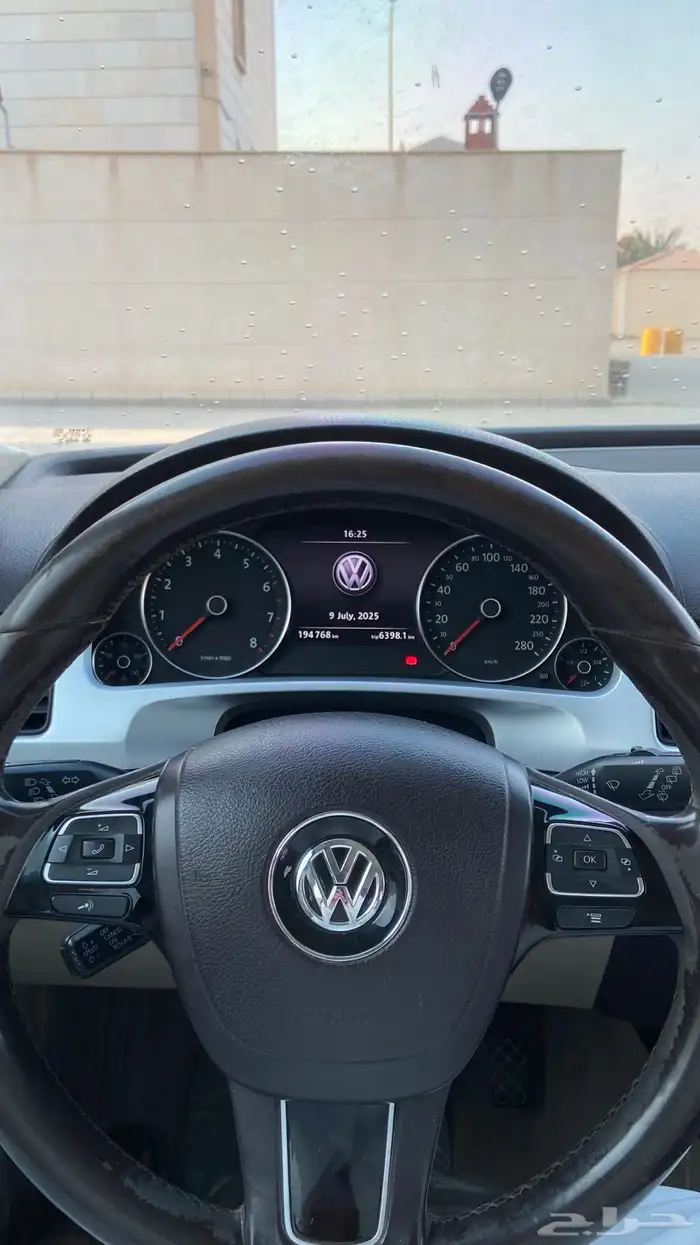 فولكس واجن طوارق 2013 12