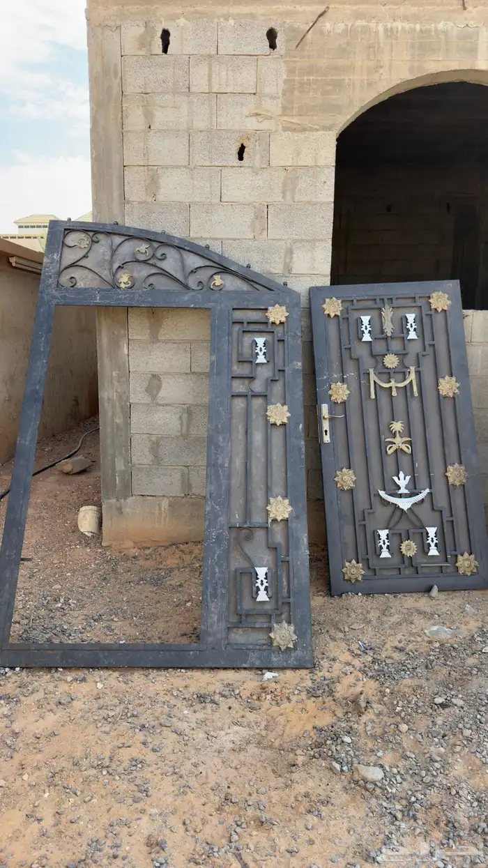 باب للبيع استعمال بسيط 2