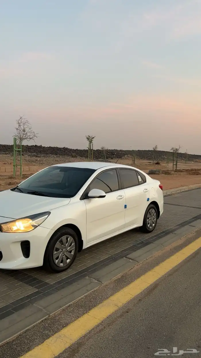 كيا ريو 2021 3