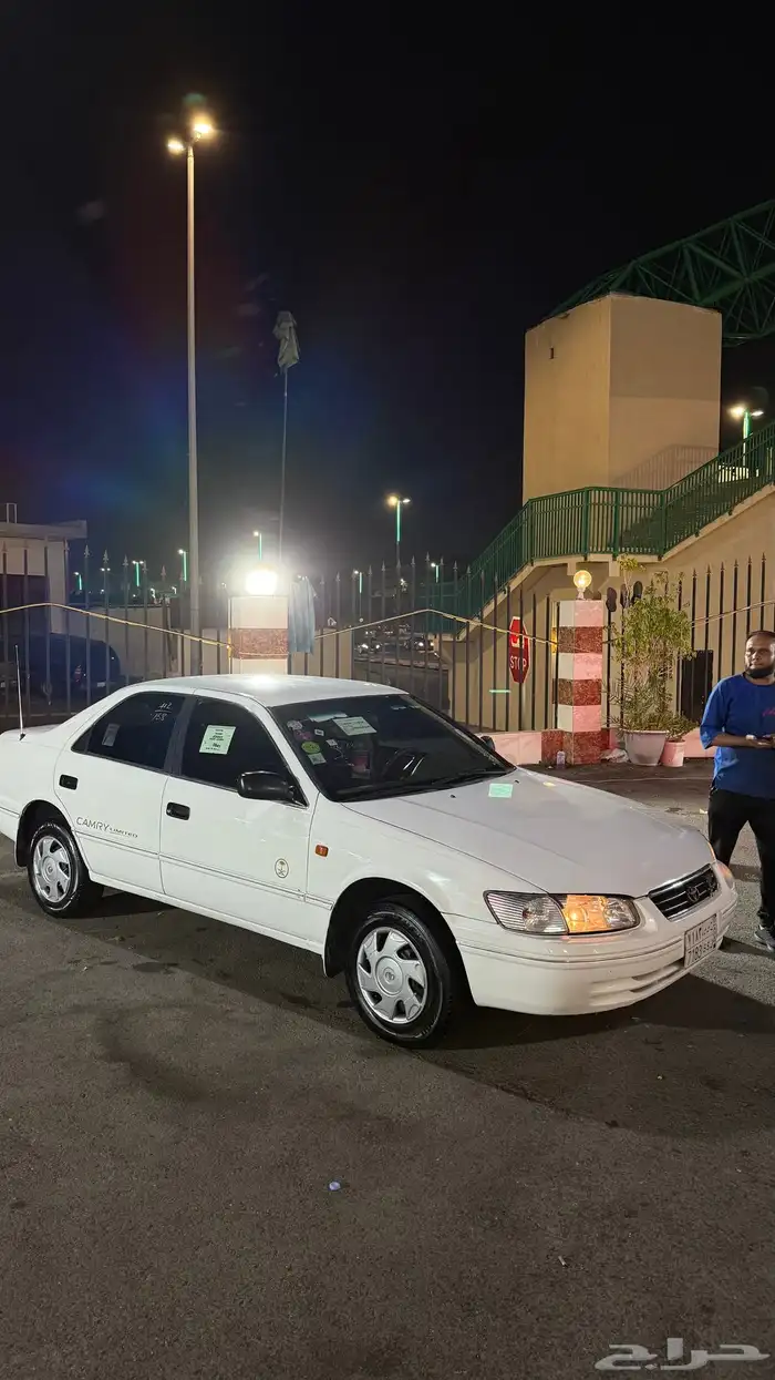 كامري 2002 للبيع 2