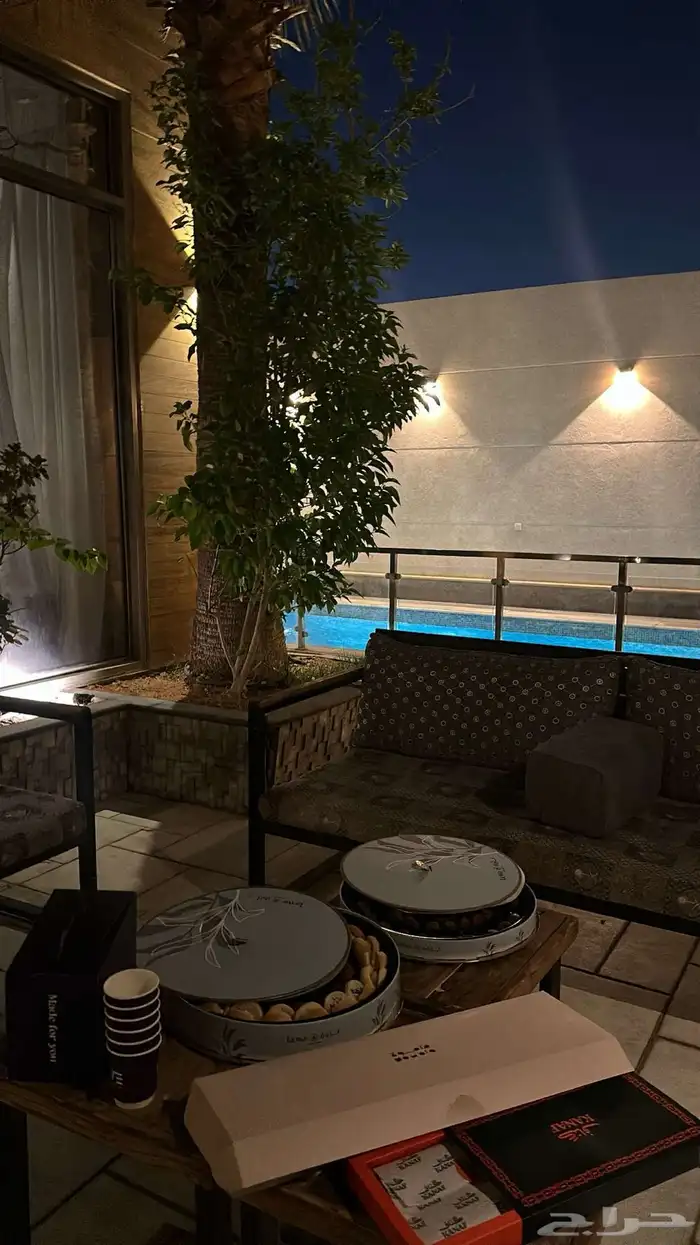 مصورة احتاج شغل تصوير محلات وحفلات براتب شهري 6