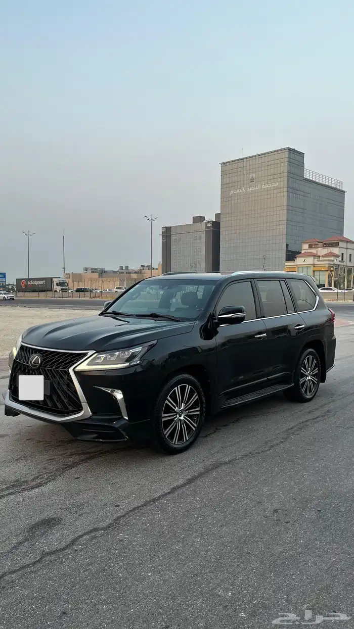 لكزس ال اكس 570 1