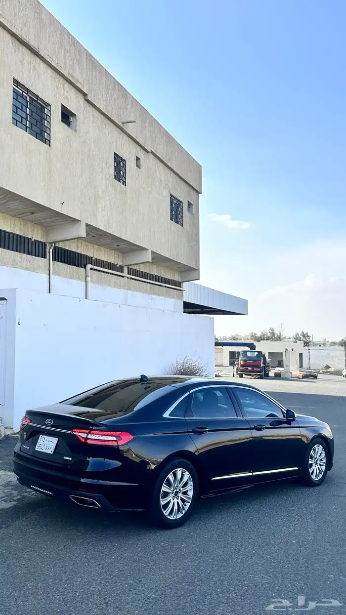 فورد تورس 11