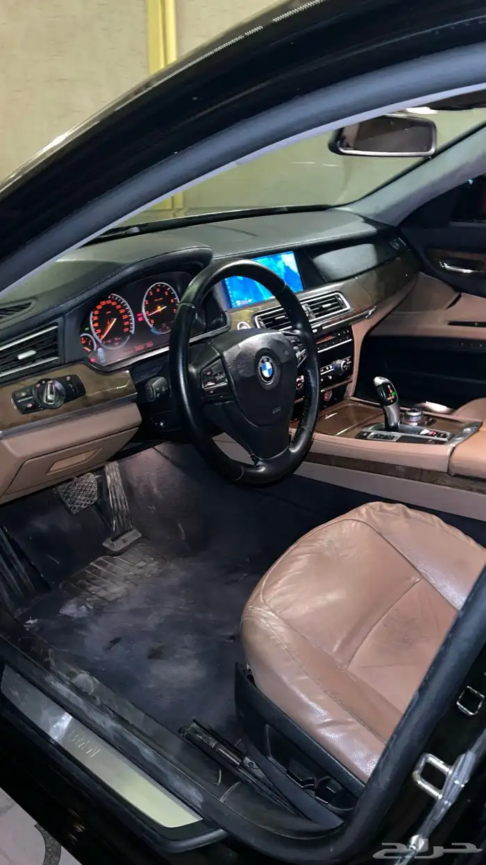 بي ام دبليو 2011 8