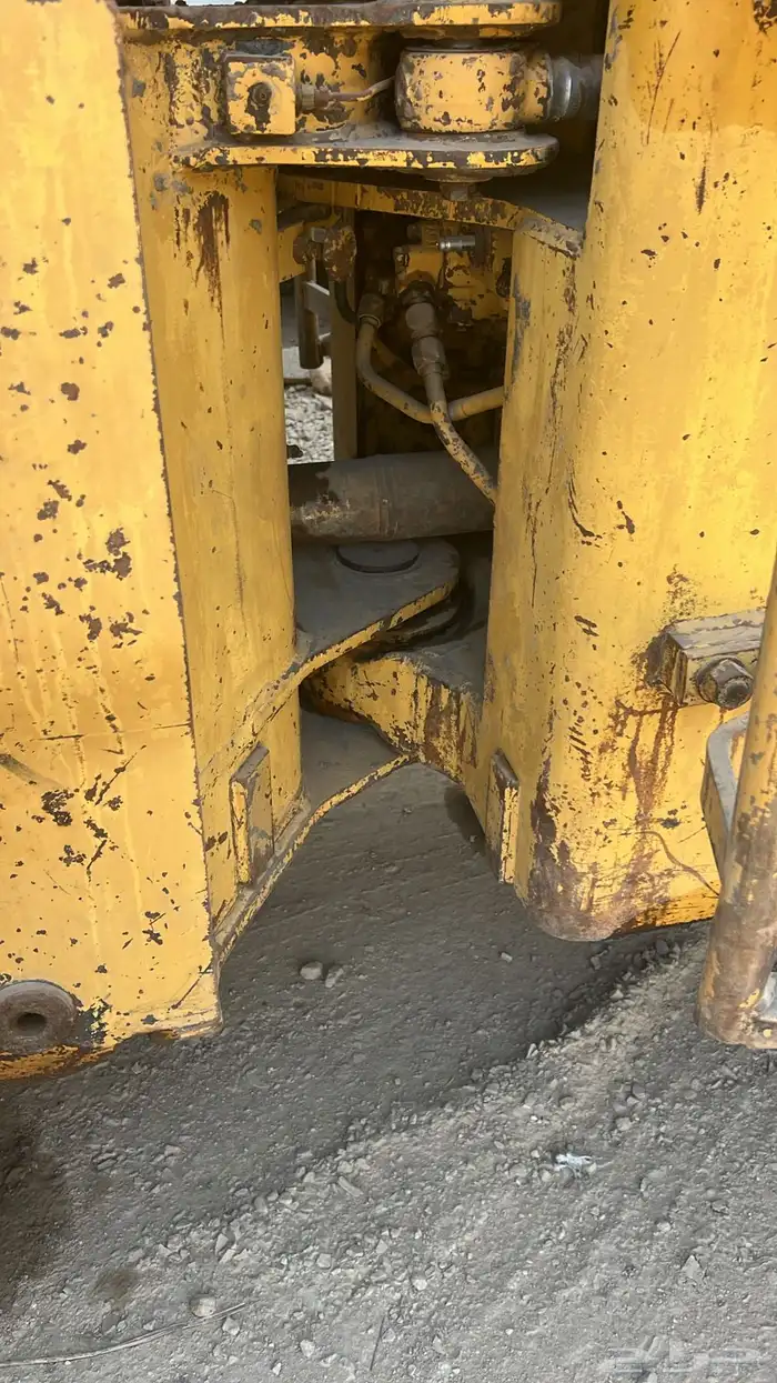 شيول كاتربلر 930 موديل 84 بويه بلد 9