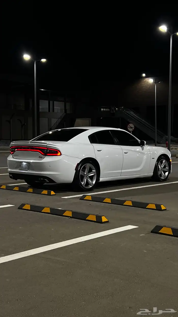 تشارجر V6 كت RT بالكامل نضيف 4