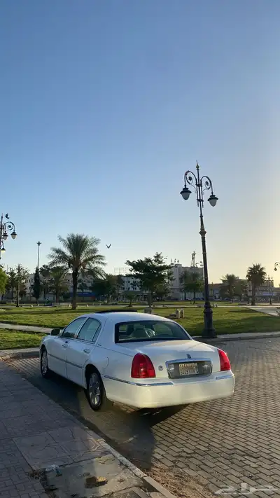 لنكولن تاون كار 2003 index