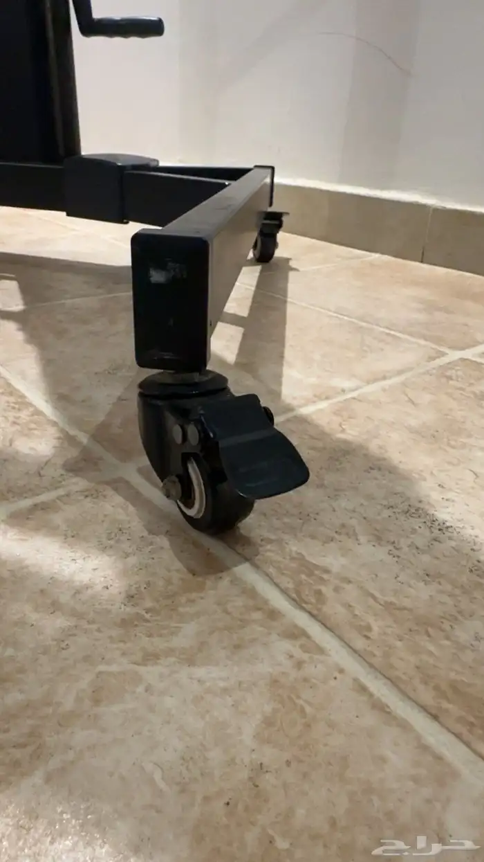 استاند حامل شاشة متنقل كبير وقوي 4