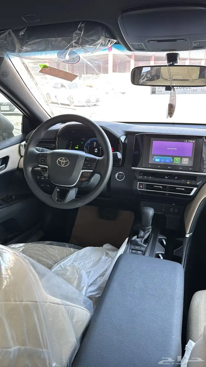 تويوتا كامري فئة E ستاندر هايبرد 2025 5