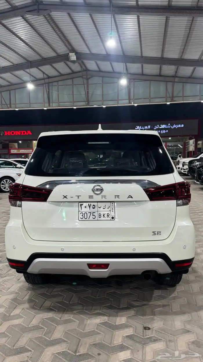 نيسان اكستيرا 2023 دبل 4